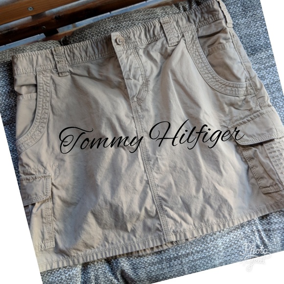 Tommy Hilfiger Dresses & Skirts - Cute Little Tommy Hilfiger Skirt!❤️